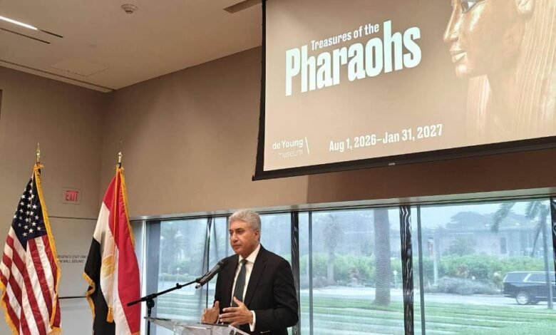 وزير السياحة والآثار يشهد مؤتمراً صحفياً عالمياً