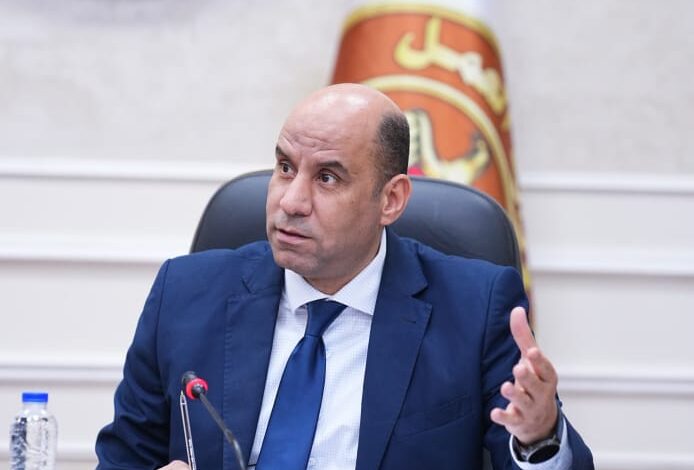 مديريات العمل تواصل التواجد الميداني لتعزيز علاقات العمل في مواقع الإنتاج