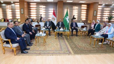 وزير العمل يبدأ جولة بمحافظة الشرقية