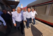 وزير النقل يتفقد محطة السكة الحديد ومحطة اتوبيسات غرب ووسط الدلتا للنقل والسياحة بمطروح