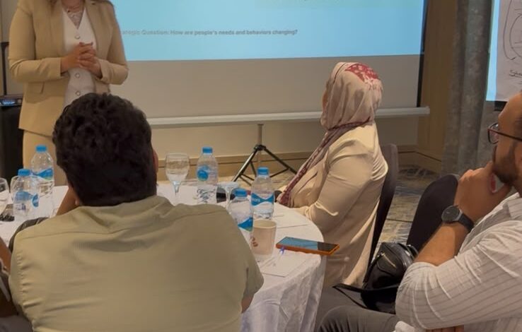 شراكة بين وزارة الصحة ومنظمة الهجرة الدولية لتأهيل 20 طبيب أسنان قياديًا