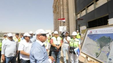 وزير النقل يتفقد الخط الأول من شبكة القطار الكهربائي السريع في المسافة من السخنة حتى العاصمة الجديدة
