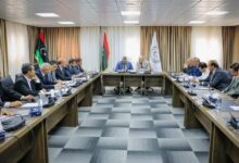 محمد بن غلبون يبحث مع وزير التعليم العالي ملفات الجامعات والدراسات العليا