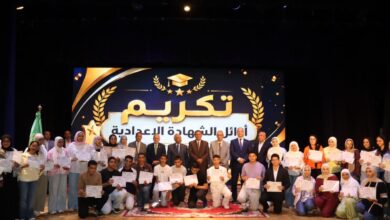 محافظ القليوبية يكرم أوائل الشهادات العامة بقصر ثقافة القناطر الخيرية