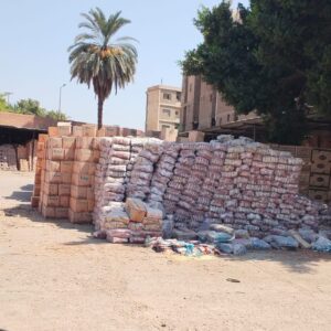إهدار مئات الأطنان من السلع الغذائية بسبب سوء التخزين