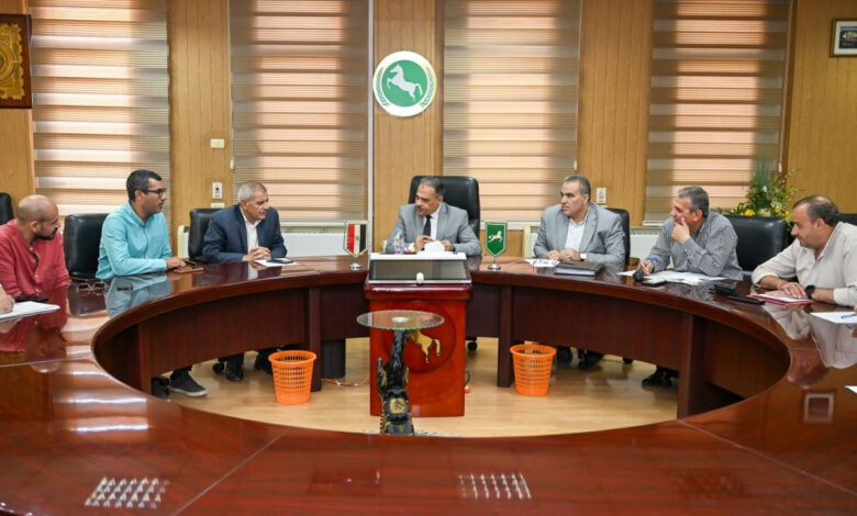 محافظ الشرقية يعقد اجتماعاً لمتابعة تنفيذ مشروع توصيل الغاز بالزقازيق