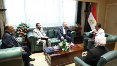 وزير الصحة يبحث مع الدكتور أسامة حمدي الأستاذ بجامعة هارفارد توسيع برامج التوعية بمرض السكري