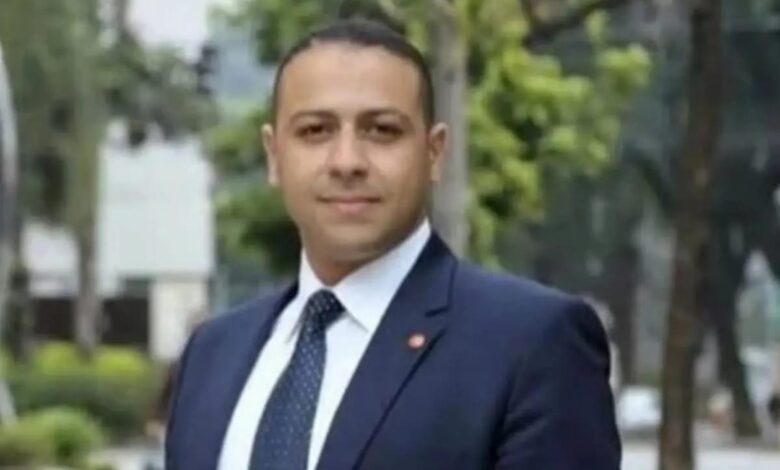 وزير العمل ينعي العقيد محمد يحيى جاد أمين رئاسة الجمهورية