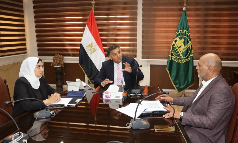 محافظ القليوبية يتابع الموقف الحالي للمجازر على مستوى المحافظة