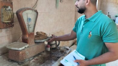 67 مخالفة ومصادرة سلعًا منتهية الصلاحية خلال حملات مكثفة على الأسواق بالقليوبية