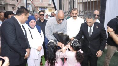 محافظ كفرالشيخ يفتتح معرض «أهلًا مدارس» بفوه.. بتخفيضات تصل إلى 30%