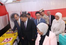 محافظ القليوبية ورئيس جامعة بنها يفتتحان معرض حلوى المولد النبوي الشريف