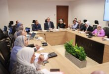 نائب وزير الصحة: توزيع الكوادر الصحية وفق الاحتياج الفعلي وبيئة عمل داعمة وفرص تدريب