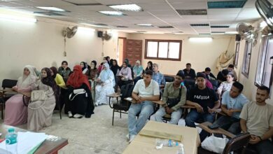 ندوة حقلية عن محصول دوار الشمس واختتام تدريب الطلاب بزراعة الشرقية