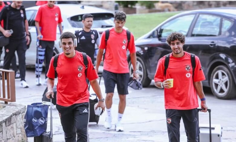 بعثة الأهلي تصل إلى برشلونة