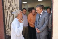 محافظ المنوفية يفاجئ رئاسة حي غرب شبين الكوم لمتابعة انتظام سير العمل