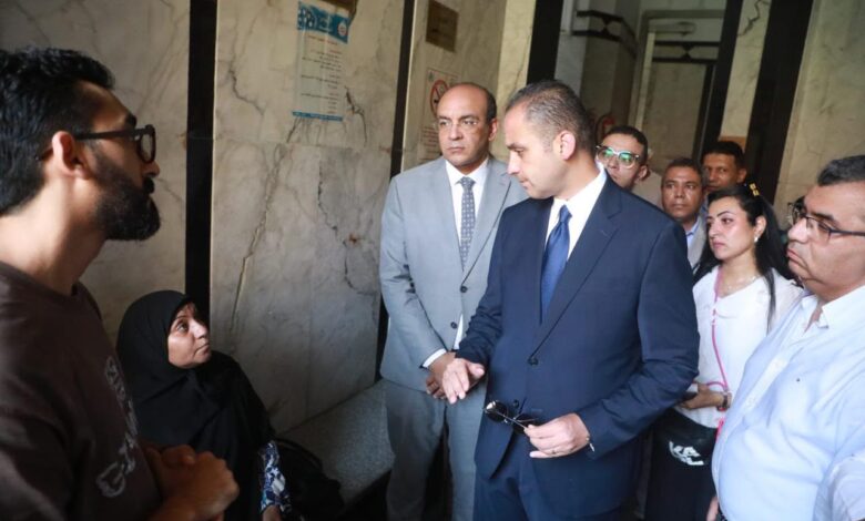 نائب وزير الصحة يتفقد مستشفى رمد قلاوون