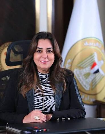 إستغاثةالى وزيرة التنمية المحلية والبيئة أعانى من رش المياة من أعلي بلاكونات منزل  الجار وقسم شؤون البيئة يرسل انذارات عشوائية