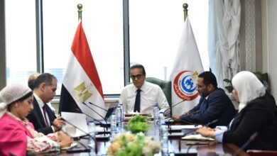 وزير الصحة يستقبل رئيس الجمعية العالمية لجراحات الجلوكوما لمناقشة سبل التعاون