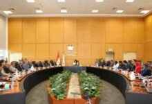 وزيرة الإسكان تتابع موقف منظومة الصرف الصحي بالقاهرة ومدينتي الشروق وبدر