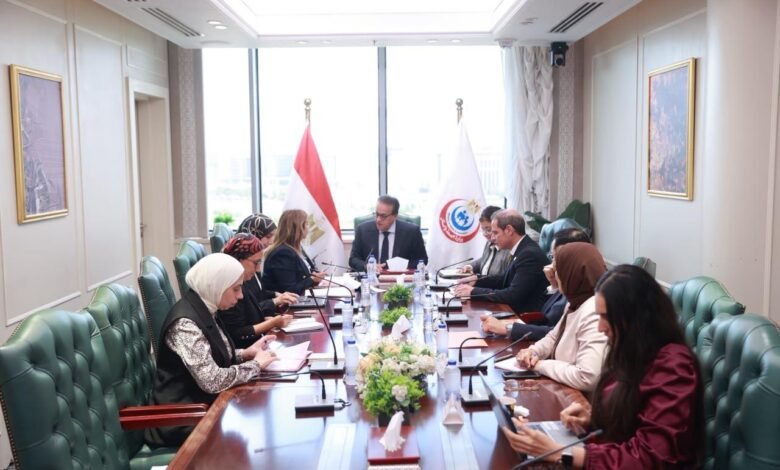 وزير الصحة يبحث مع صندوق الأمم المتحدة للسكان تعزيز التعاون