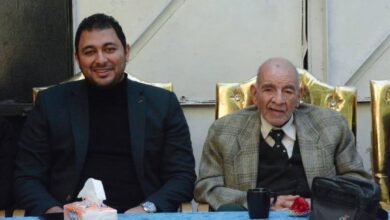 بعد 45 عامًا من العطاء.. الجيزة تدعو بالشفاء لرجلٍ أفنى عمره في خدمة التعليم