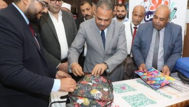 محافظ الشرقية: توزيع ٧٠٠حقيبة مدرسية ومستلزمات دراسية وتكريم عدد من الامهات