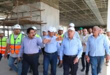 وزير النقل يتفقد مواقع العمل بالخط الأول من شبكة القطار الكهربائي في المسافة من محطة حدائق أكتوبر حتى محطة أحمد عمر هاشم