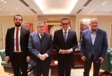 وزير الصحة يلتقي رئيس ونائب رئيس حزب المؤتمر لبحث سبل التعاون