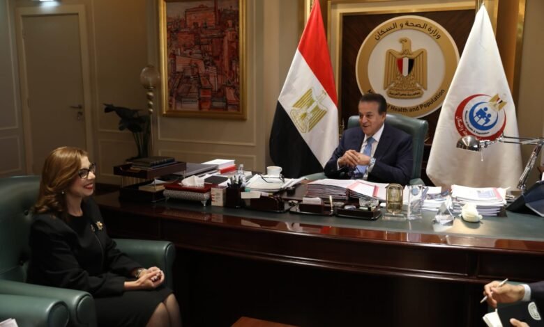 الدكتور خالد عبدالغفار يستقبل سفيرة مصر لدى سنغافورة