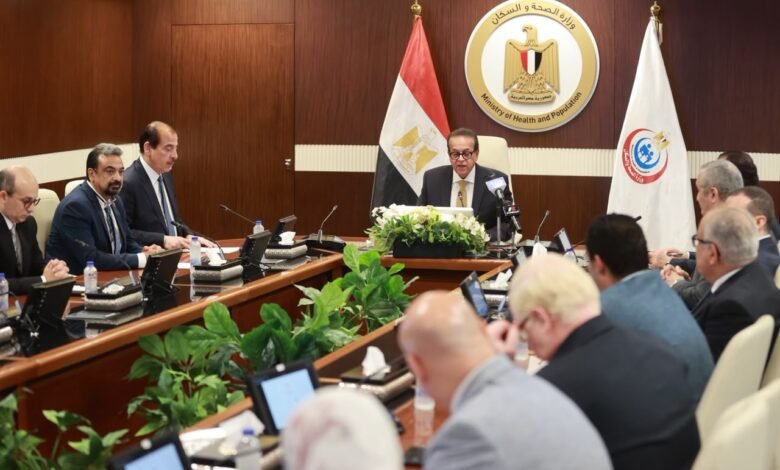وزير الصحة يشهد مراسم القرعة العلنية لاختيار أعضاء البعثة الطبية لموسم حج 1448 هـ / 2027 م