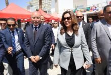 وزيرة التنمية المحلية والبيئة ومحافظ القاهرة يتفقدان "بازار القاهرة " بمجمع السوق الحضارى بمدينة نصر