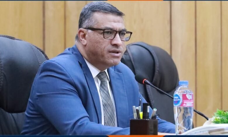 محافظ قنا يستعرض تحديث المخطط الاستراتيجي لمدينة الوقف