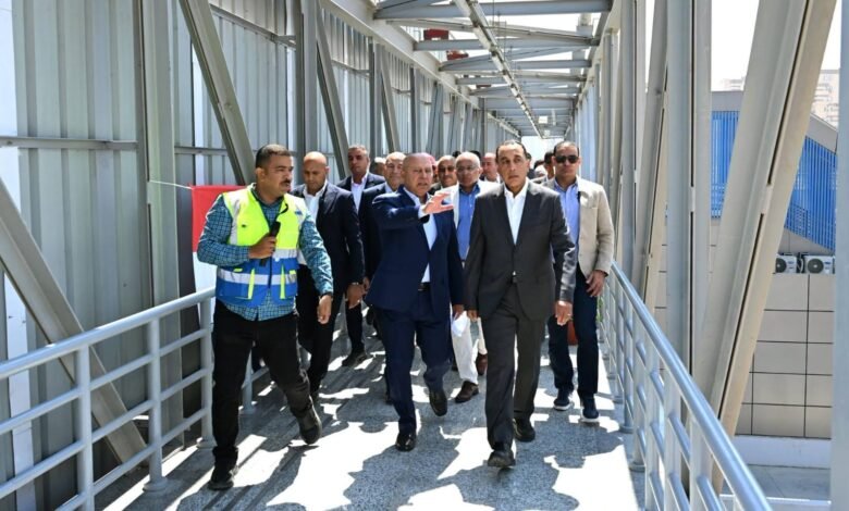رئيس الوزراء يتفقد المرحلة الثانية من الأتوبيس الترددي (BRT)