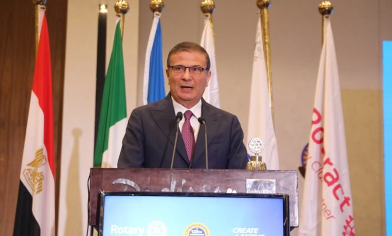 وزير الزراعة يستعرض خطة الدولة لتحقيق الأمن الغذائي والتنمية الزراعية
