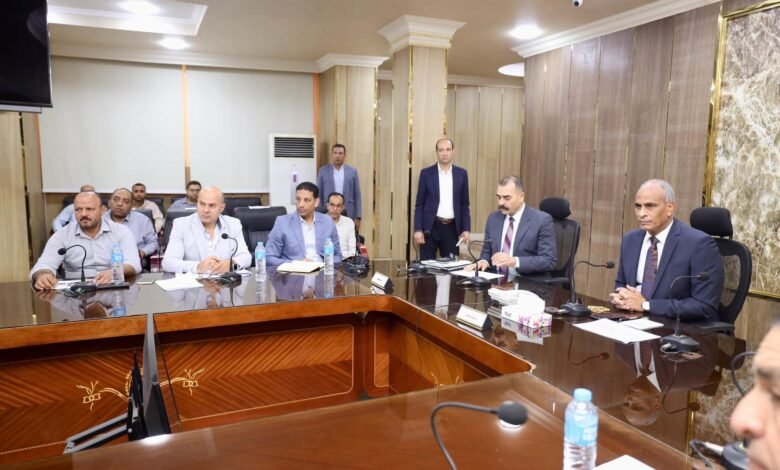 محافظ كفرالشيخ يترأس اجتماع اللجنة المشكلة لإعداد برنامج متميز للاحتفال بالعيد القومي الـ70 للمحافظة