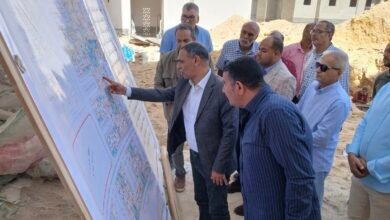 وزيرة الإسكان تتابع موقف تنفيذ مشروعات المرافق والإسكان والتنمية بالمدن الجديدة في صعيد مصر