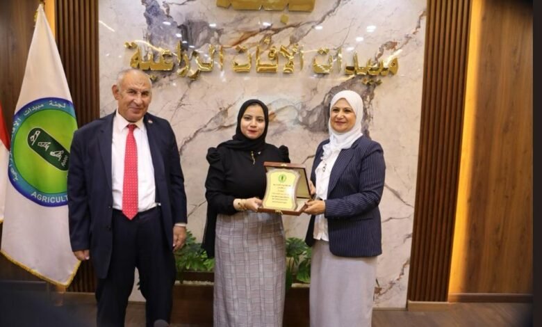 الزراعة": لجنة مبيدات الآفات الزراعية تكرم مهندسة شابة لريادتها في إنتاج الأعداء الحيوية