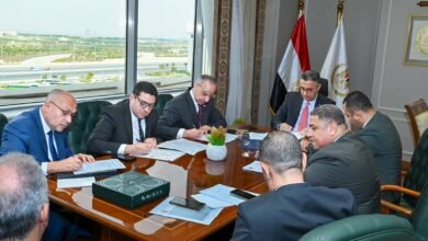 في إطار اللقاءات والاجتماعات الدورية التي يحرص على عقدها بشكل منتظم، التقى الدكتور شريف فاروق وزير التموين والتجارة الداخلية بعدد من السادة أعضاء