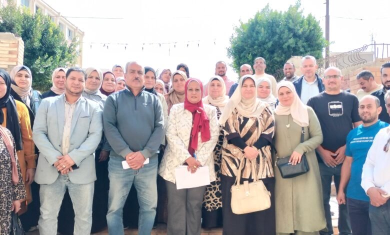 مدير الرياضة بالقليوبية تعقد اجتماعاً مع إدارة شباب كفر شكر لمتابعة سير العمل