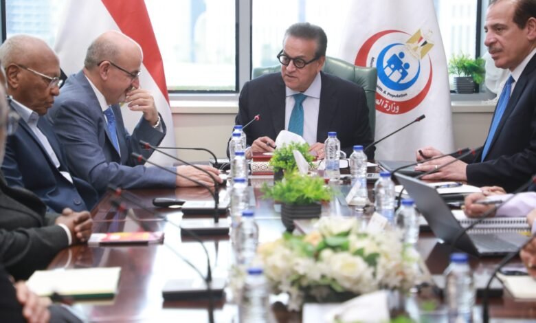 وزير الصحة يستقبل وفدًا من منظمة الصحة العالمية لاستعراض الخطوات التنفيذية