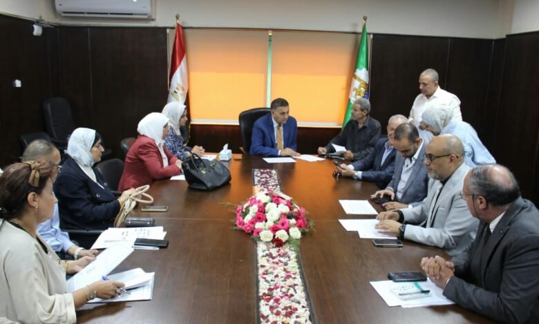 " محافظ القليوبية " يبحث شكاوى وطلبات مواطني الخصوص والخانكة وشبين القناطر