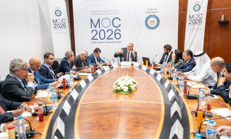 وزير البترول يقود حوارًا مع شركاء الاستثمار العالميين حول مستقبل الطاقة في مصر