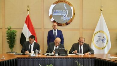 وزير النقل يشهد توقيع مذكرة تفاهم بين ميناء الإسكندرية وشركتي حسن علام للمرافق والطارق كابيتال