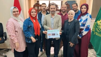" محافظ القليوبية "  إصدار " 7 "شهادات " للتتبع الزمني " في أول يوم عمل للمنظومة